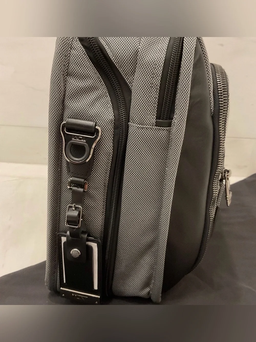 NEW Tumi ALPHA X 15.75” Organizer Laptop Brief Briefcase - METEOR GRAY & BLACK